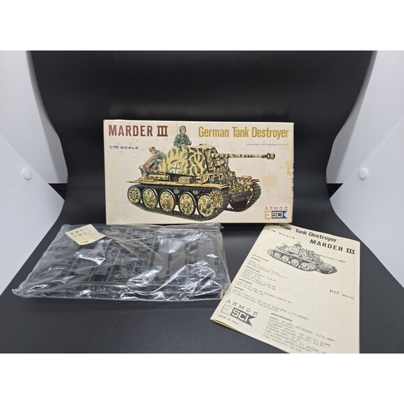 Armor ESCI Marder III German Tank Destroyer 1/72 Scale #8010 Open Box - Picture 1 of 8